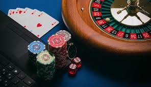 Ocean King bet selection and weapon upgrade interface on no togel showing multiplier meters